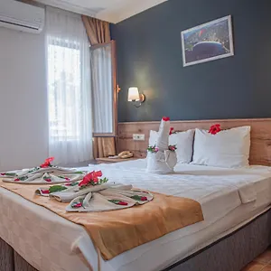 tropicana-oludeniz-hotel.aegeanhotels.net/